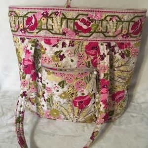 Vera Bradley large floral weekender/overnight bag
